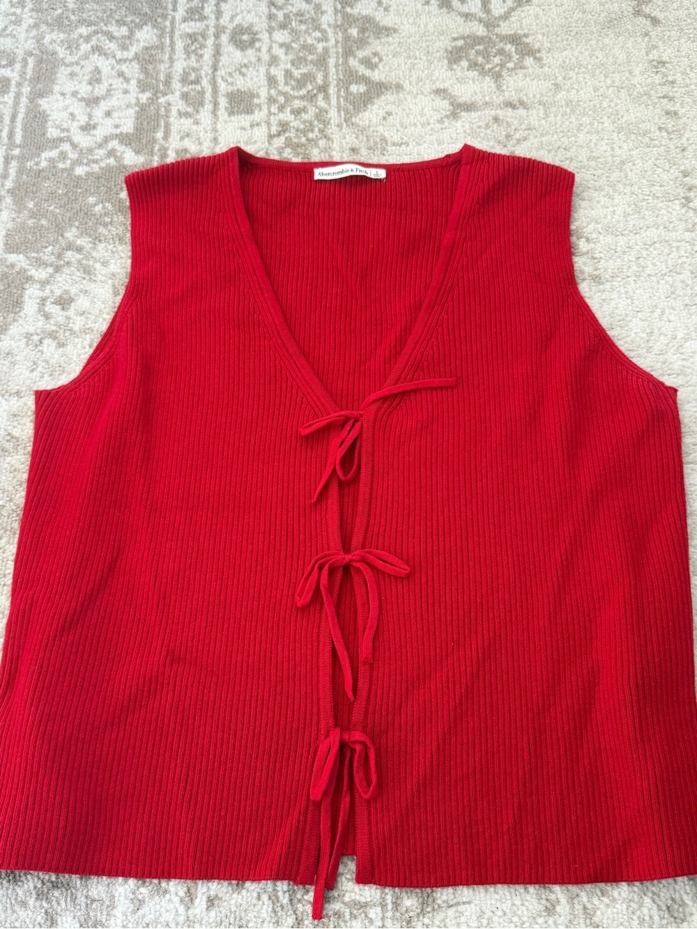 Women’s Abercrombie & Fitch Red Ribbed Tie-Front Sleeveless Top